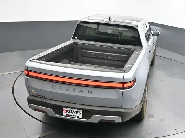 2022 Rivian R1T Adventure photo 28