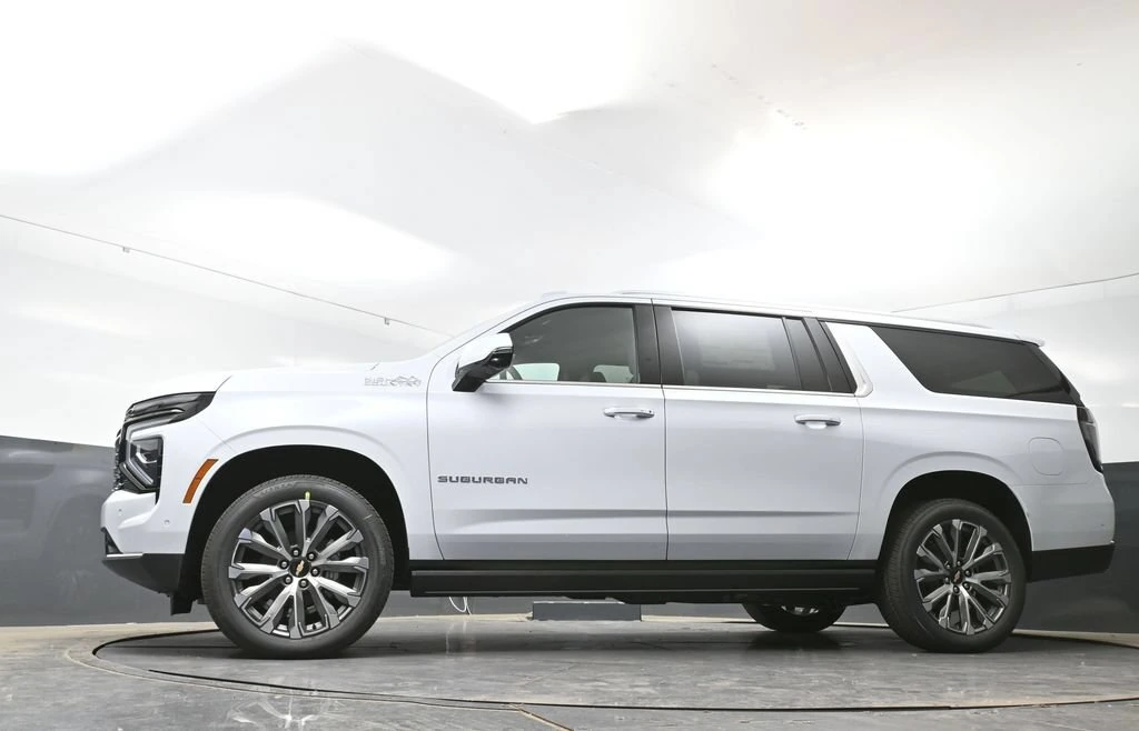2026 Chevrolet Suburban High Country - Photo 42