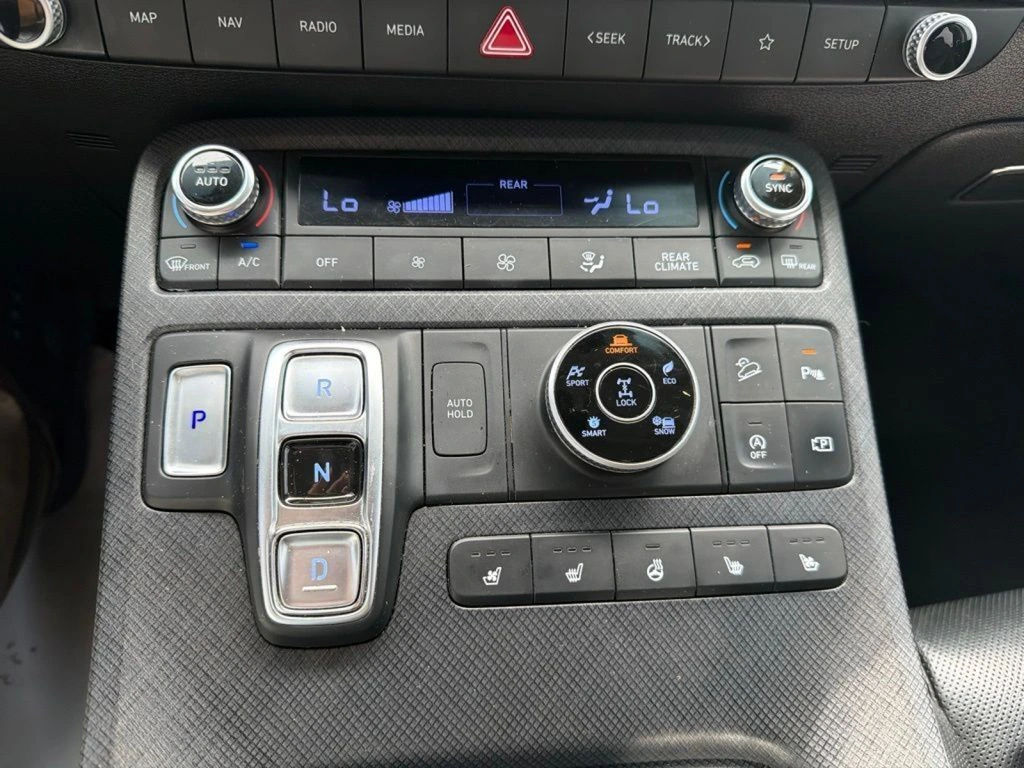 2023 Hyundai Palisade Limited - Photo 25