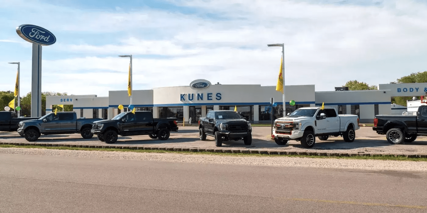 Kunes Ford of East Moline-exterior