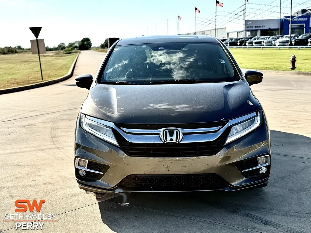 2018 Honda Odyssey Elite photo 2