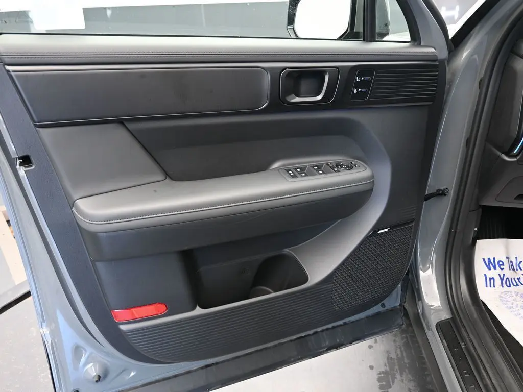2025 Hyundai Santa Fe Calligraphy photo 9