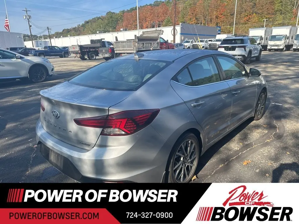 2020 Hyundai Elantra Limited photo 9