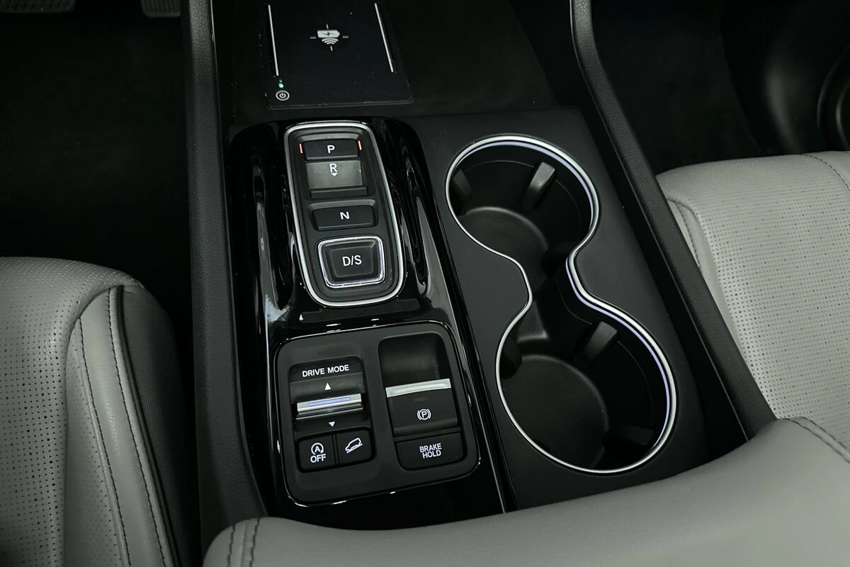 2024 Honda Pilot Elite - Photo 22