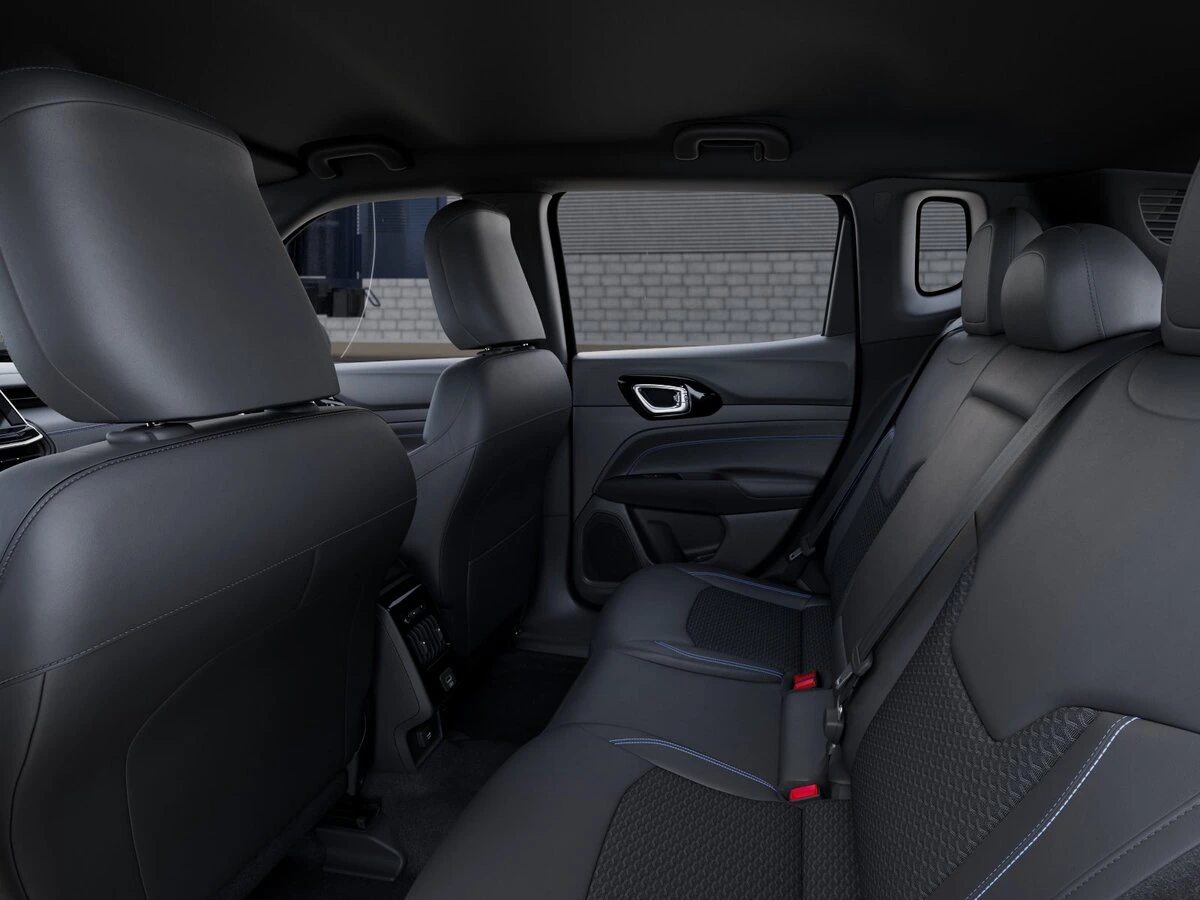 2026 Jeep Compass Latitude Altitude - Photo 23