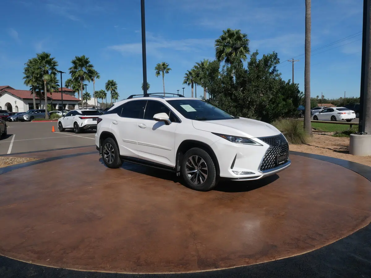 2022 Lexus RX 350's photo