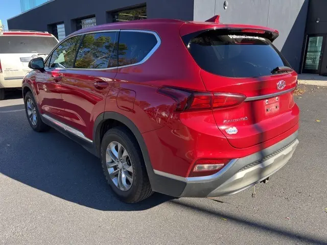 2020 Hyundai Santa Fe SEL photo 3