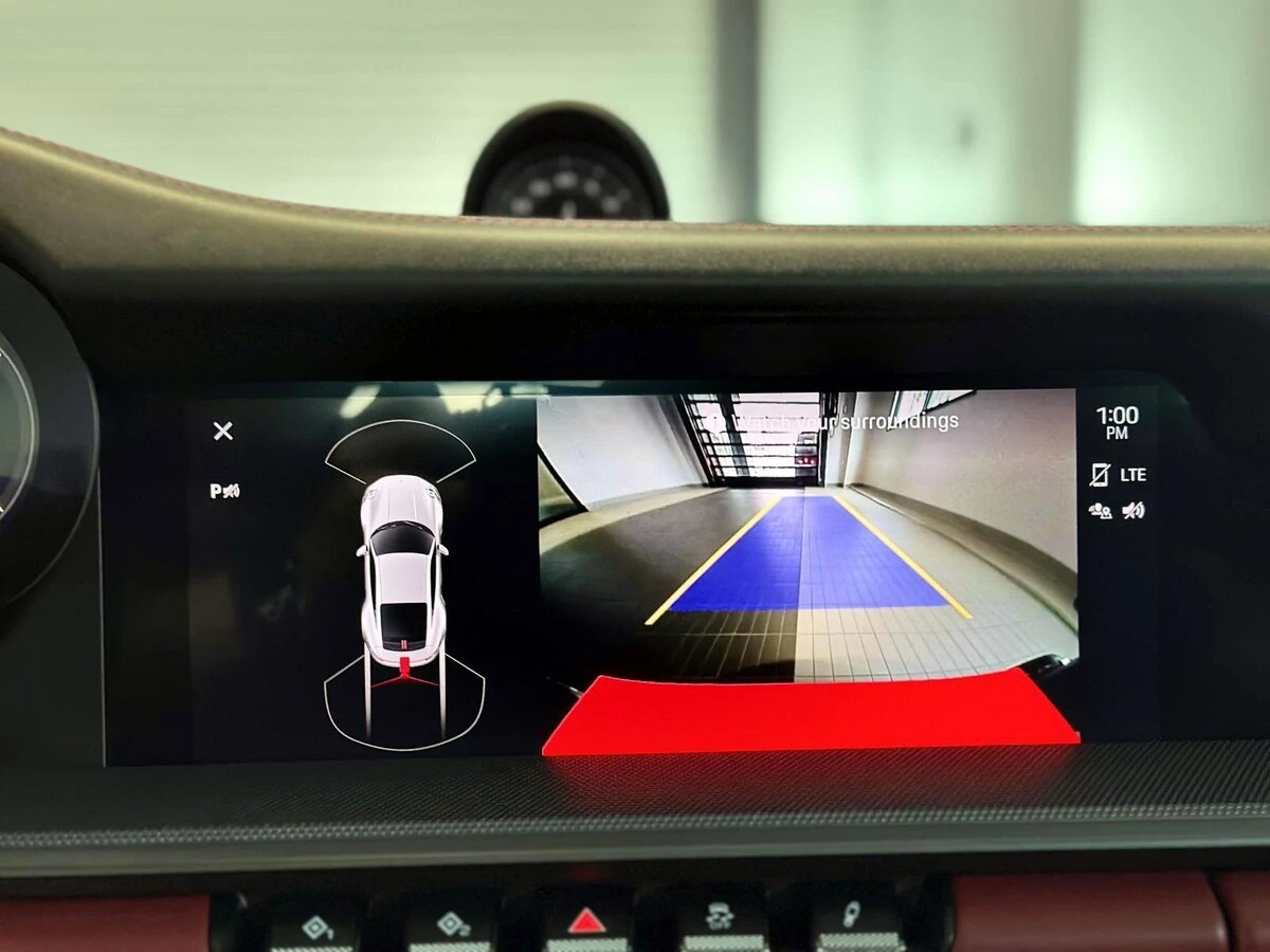 2024 Porsche 911 - Photo 15