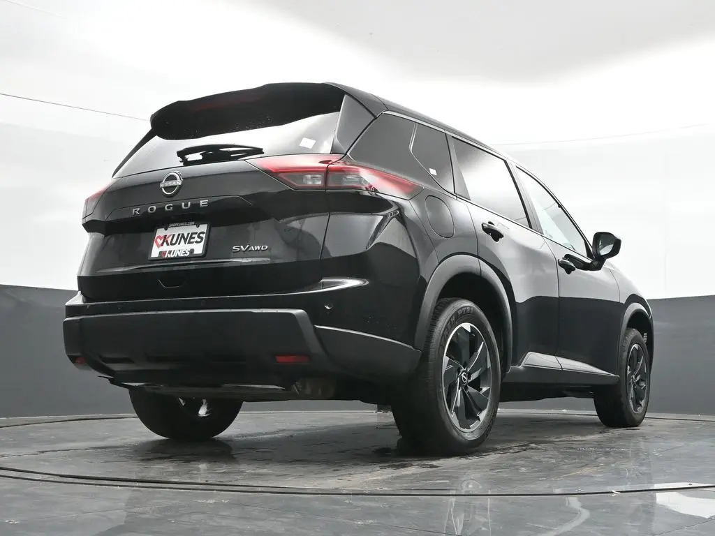 2024 Nissan Rogue SV AWD photo 32