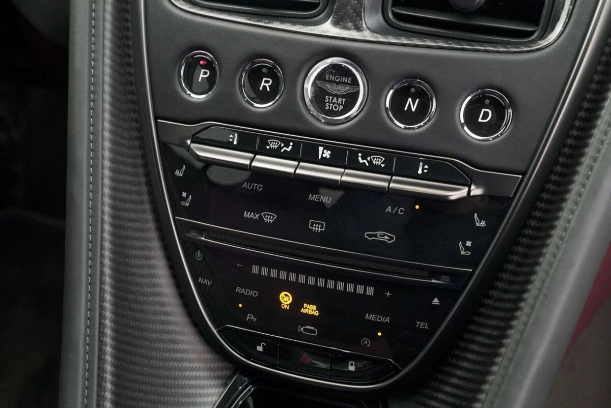 2023 Aston Martin DBS Base - Photo 28
