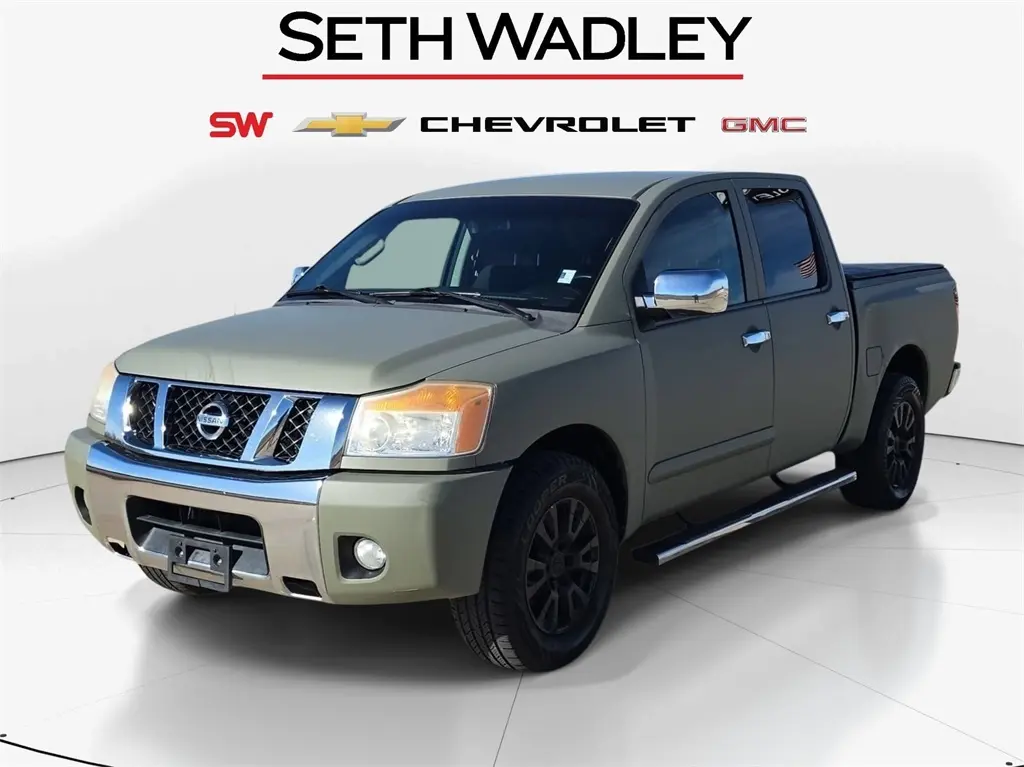 2012 Nissan Titan SV