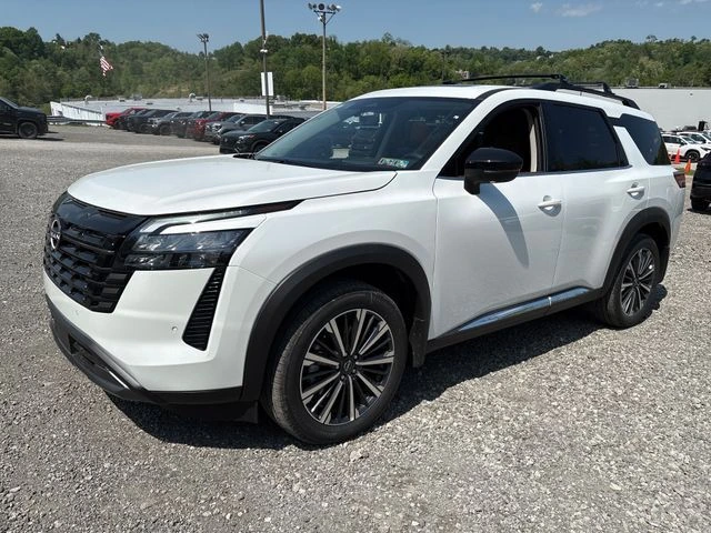 2026 Nissan Pathfinder Platinum 4WD's photo