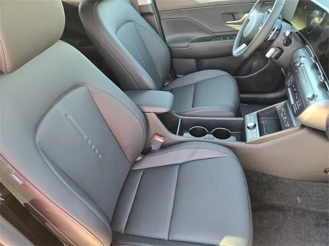 2026 Hyundai Kona SEL photo 12