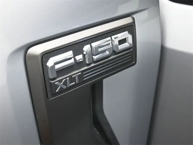 2022 Ford F-150 XLT photo 16
