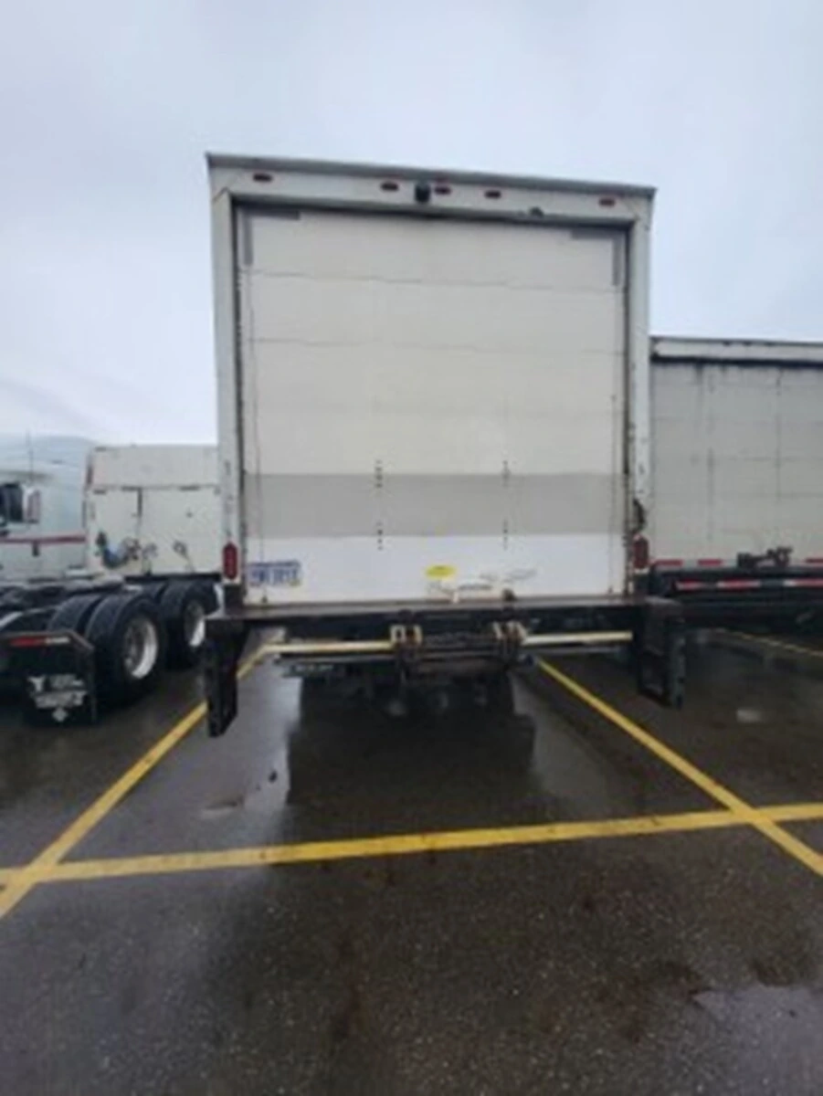 2019 International MV - image 3