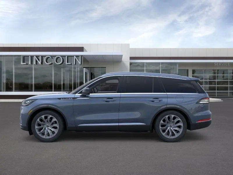2025 Lincoln Aviator Premiere photo 2