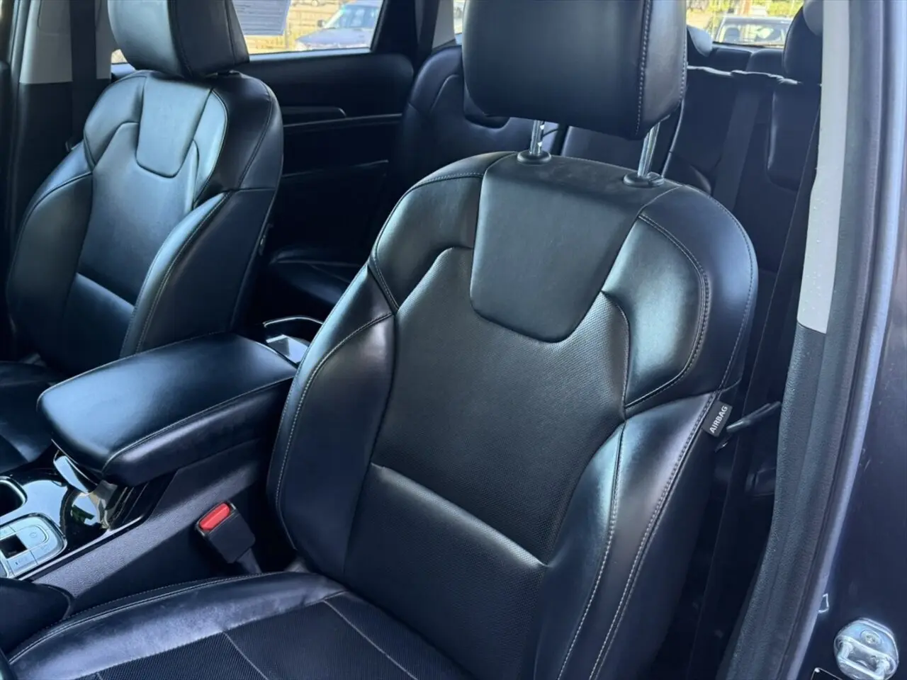 2022 Kia Telluride LX photo 10