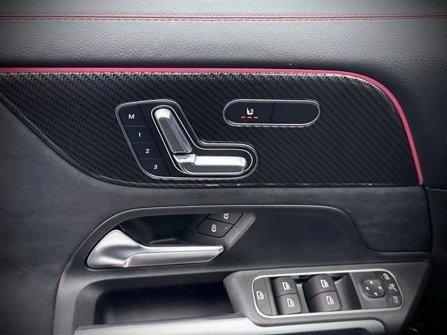 2026 Mercedes-Benz GLB AMG GLB 35 - Photo 30
