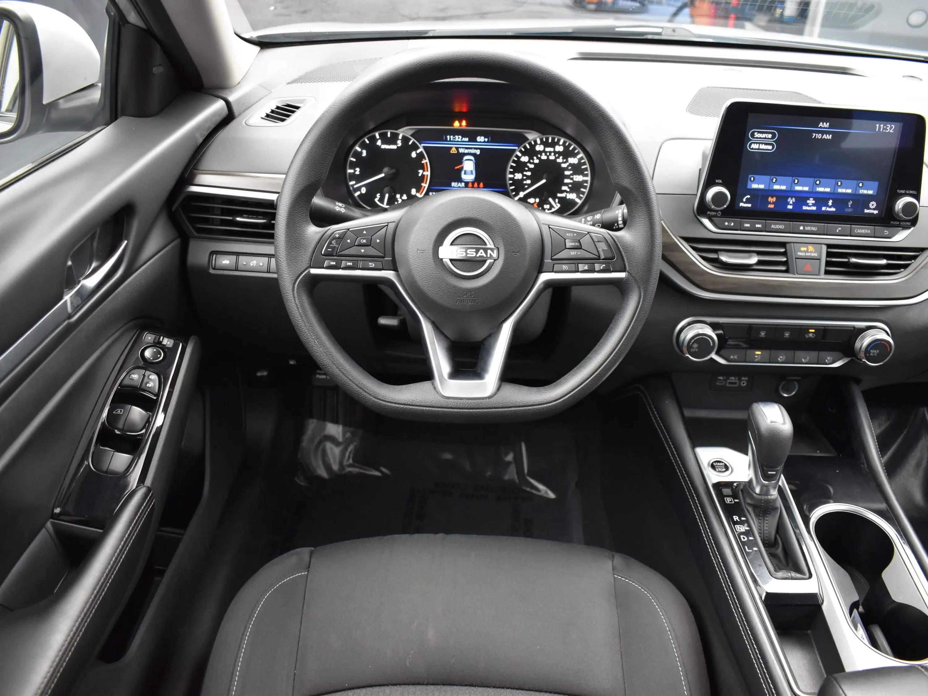 2023 Nissan Altima 2.5 SV photo 13
