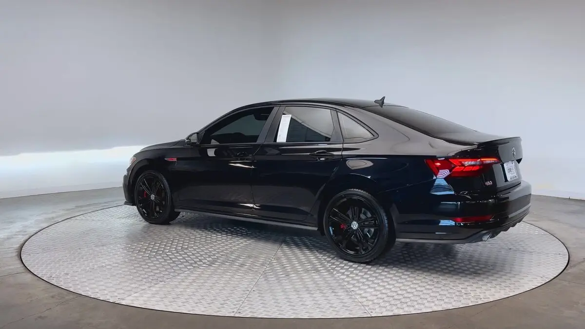 2020 Volkswagen Jetta GLI Autobahn photo 3