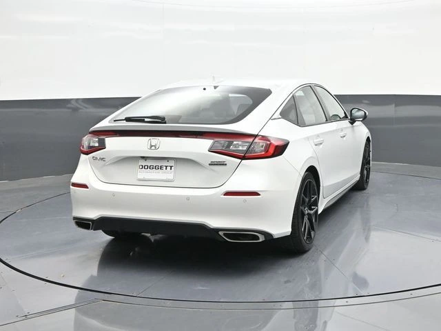 2024 Honda Civic Hatchback Sport Touring - Photo 11