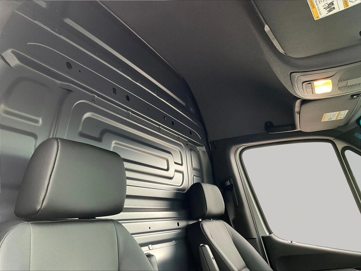 2025 Mercedes-Benz Sprinter Cargo Van Base - Photo 12