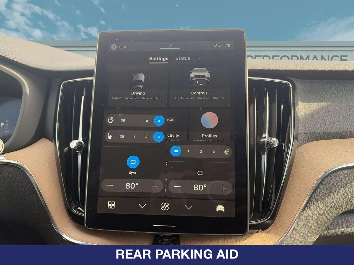 2026 Volvo - image 30