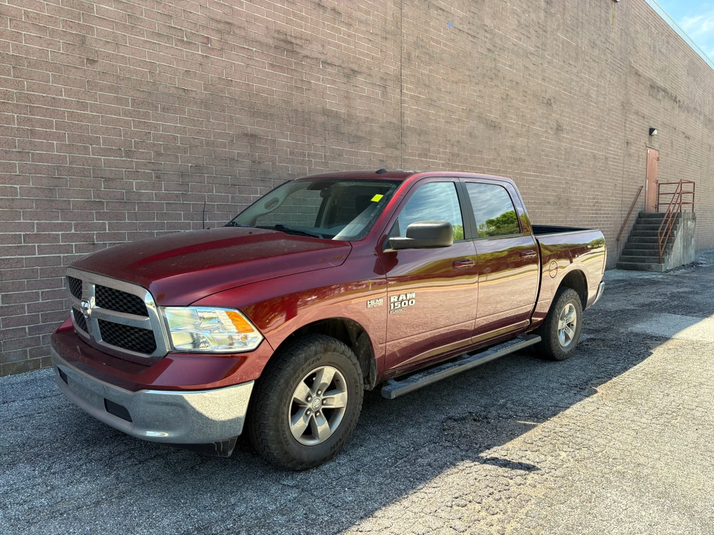 2019 RAM 1500 Classic SLT 4x4 Crew Cab 5'7's photo