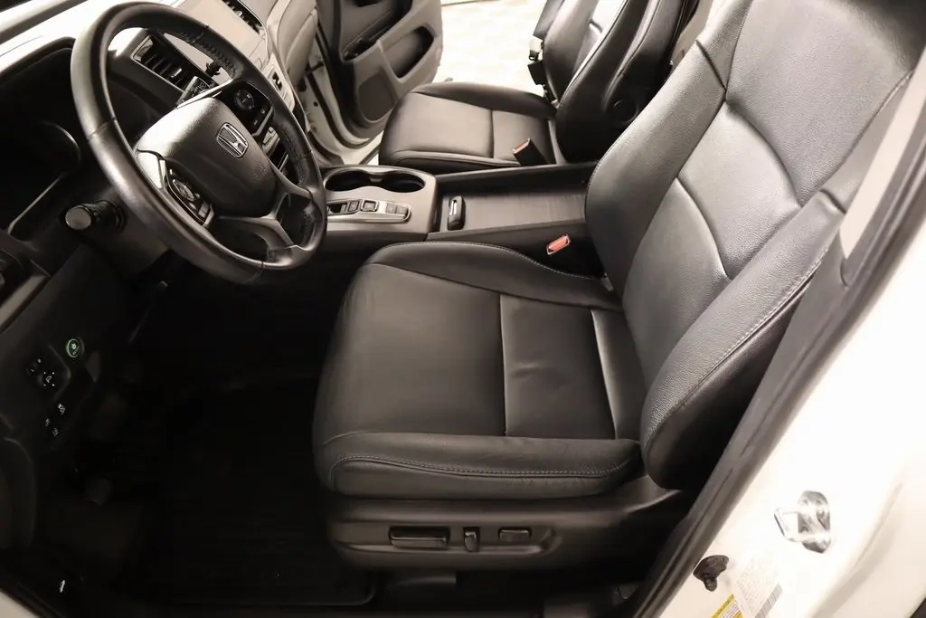2021 Honda Pilot Special Edition photo 11