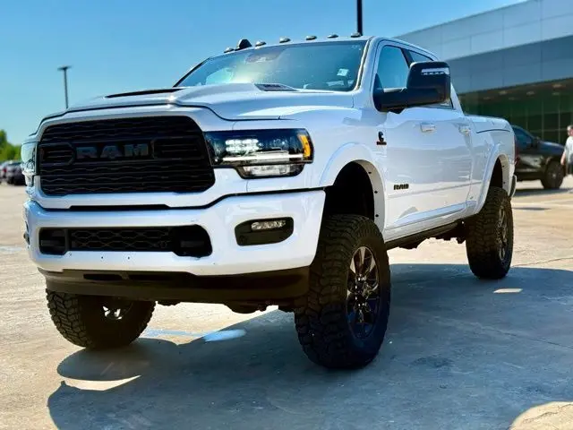 2024 Ram 2500 Limited photo 3