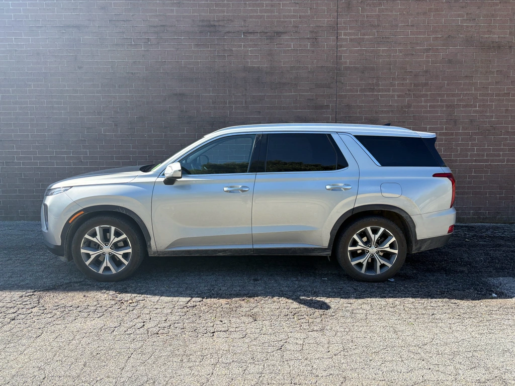 Used 2021 Hyundai Palisade SEL with VIN KM8R44HE0MU305284 for sale in Kansas City