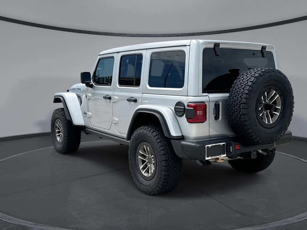 2024 Jeep Wrangler 4-Door Rubicon 392 - Photo 10