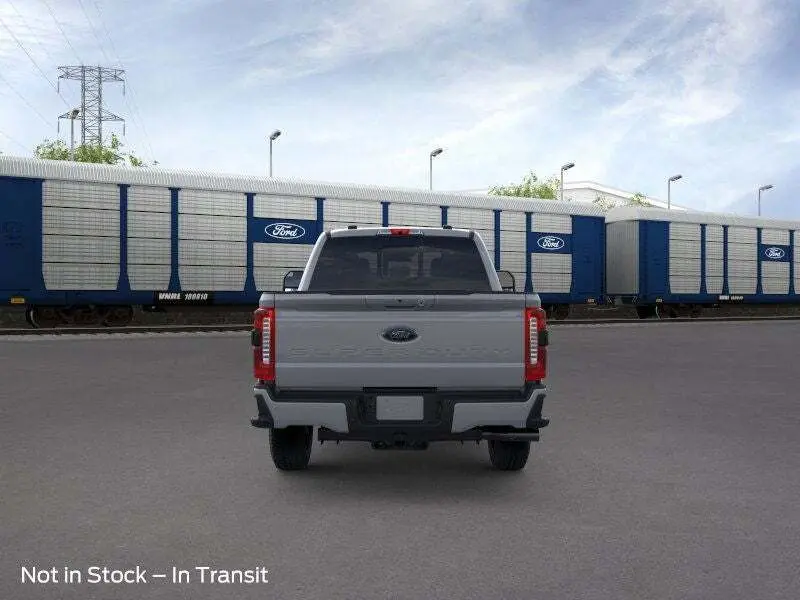 2026 Ford F-350 photo 4