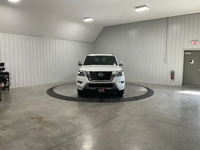 Used 2021 Nissan Armada Platinum with VIN JN8AY2CD4M9662662 for sale in Roanoke, IN