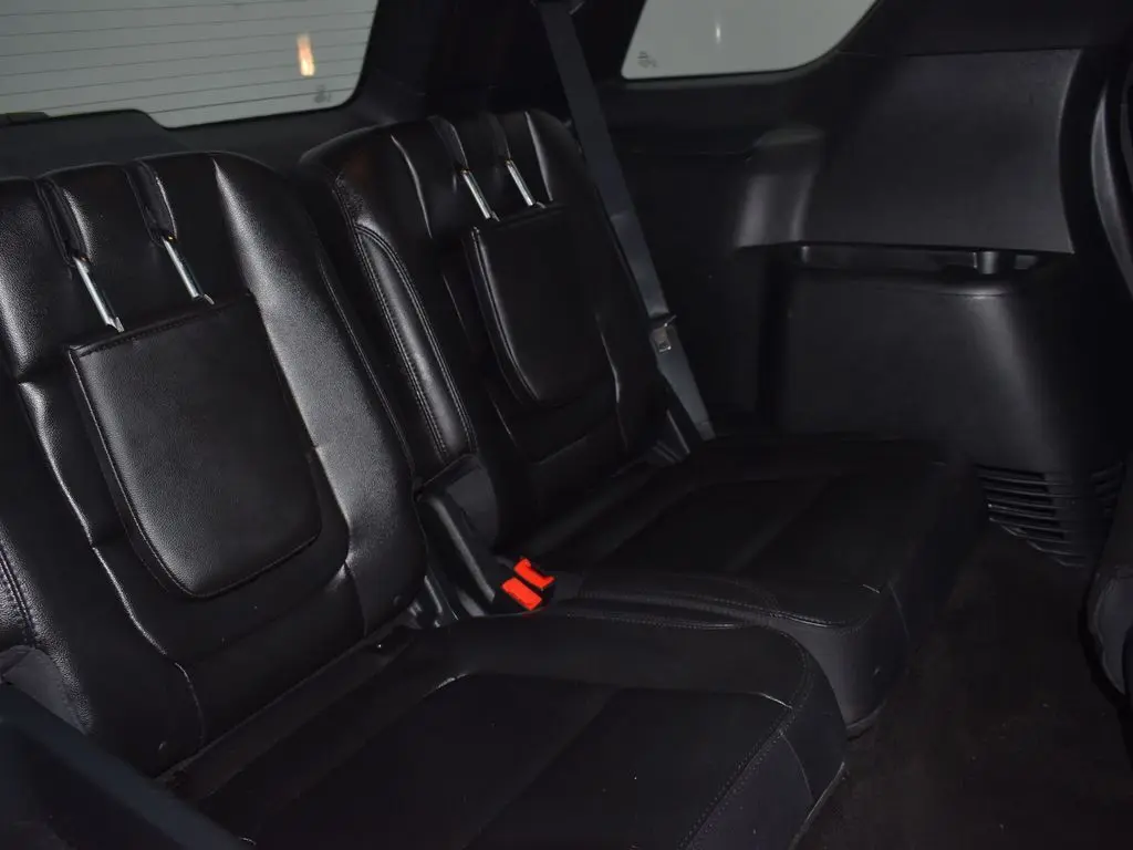 2018 Ford Explorer XLT photo 28