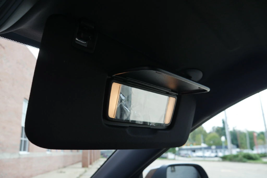 2027 Chevrolet Equinox LT - Photo 28