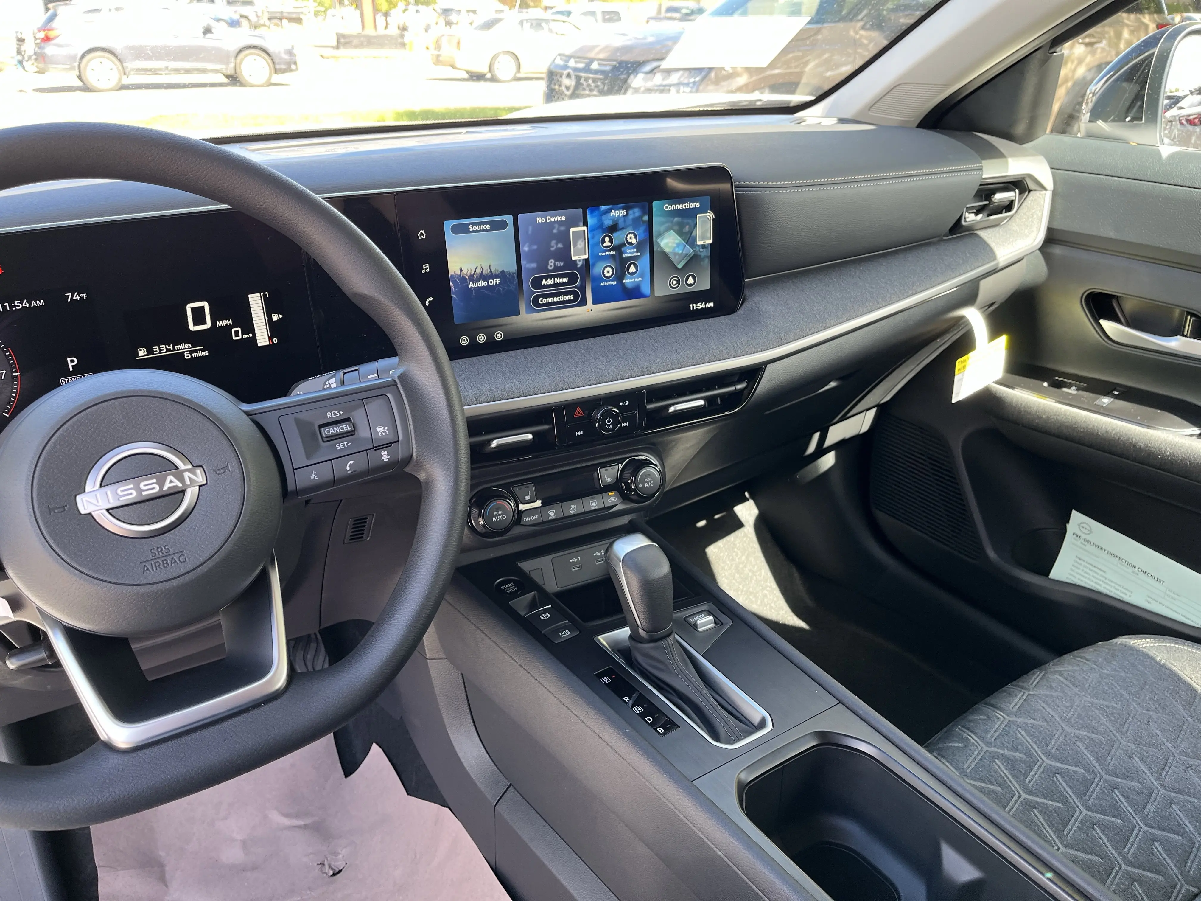 2026 Nissan Kicks SV photo 13