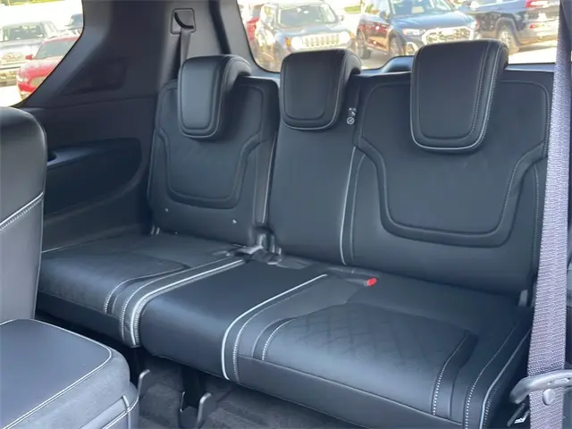 2026 Infiniti QX80 photo 19