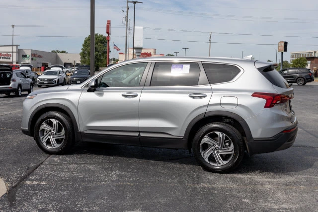 2023 Hyundai Santa Fe SE - Photo 7