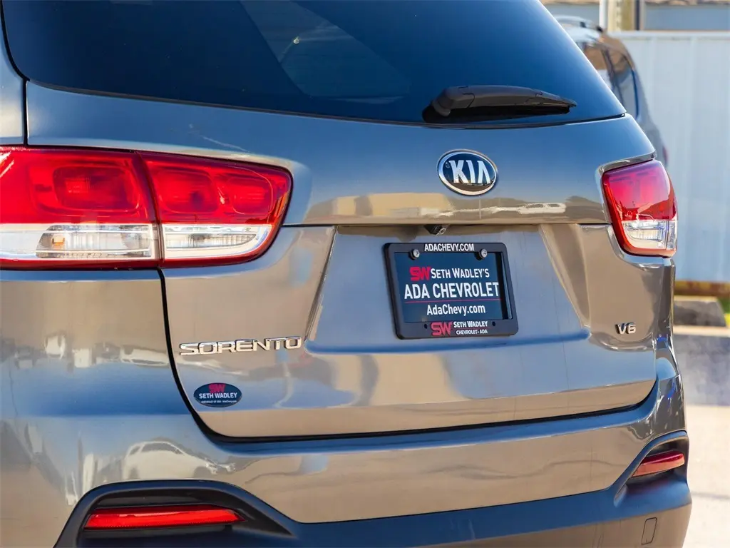2017 Kia Sorento LX photo 5