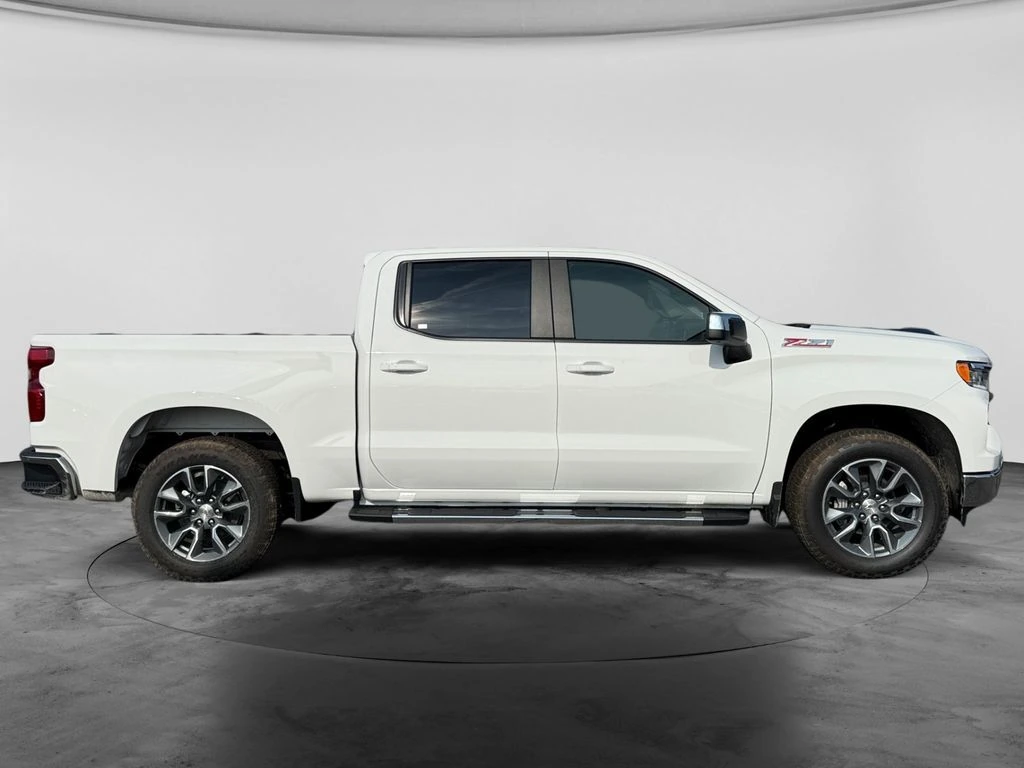 2026 Chevrolet Silverado 1500 LT - Photo 11