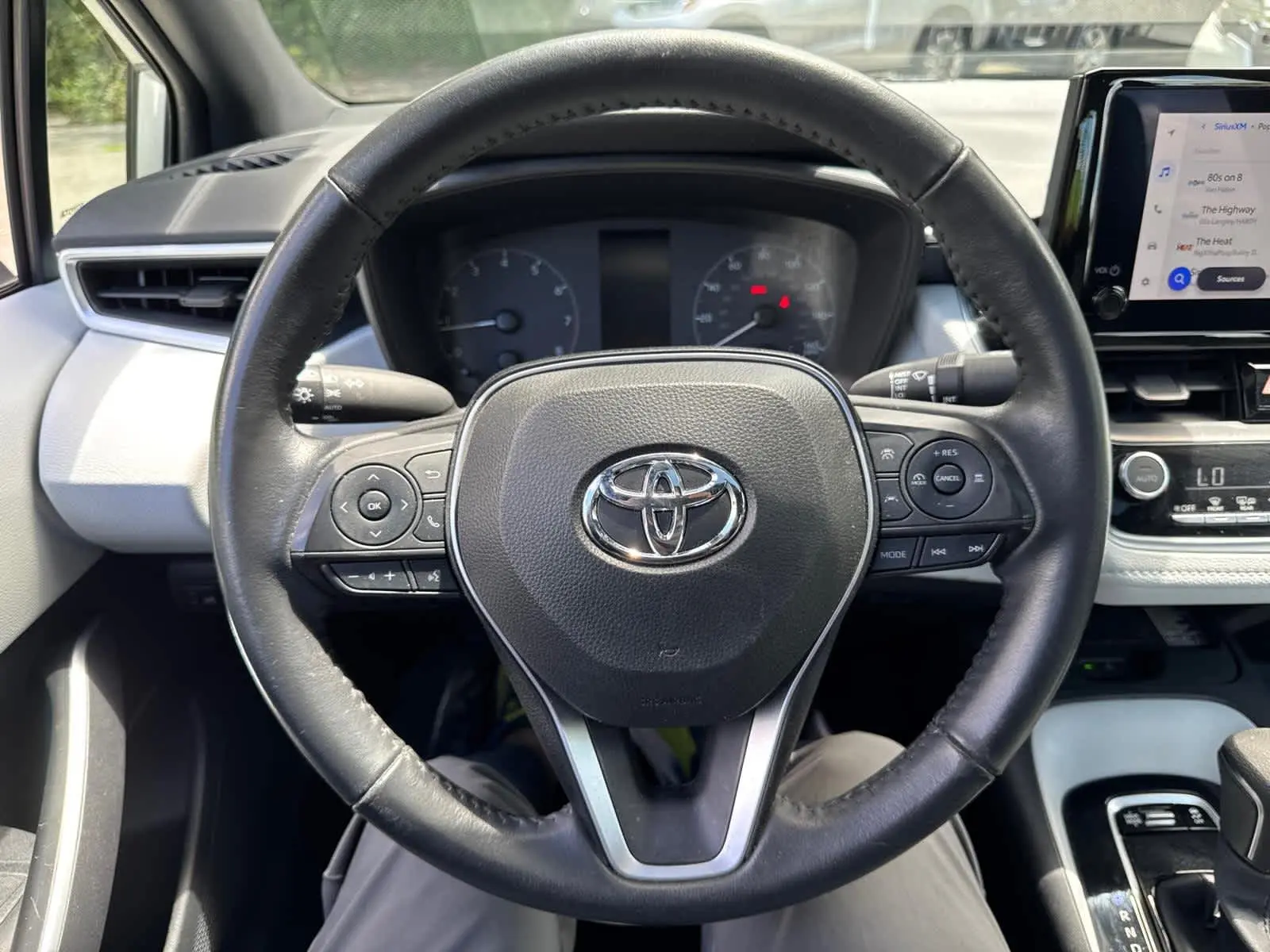 2024 Toyota Corolla SE Premium photo 17