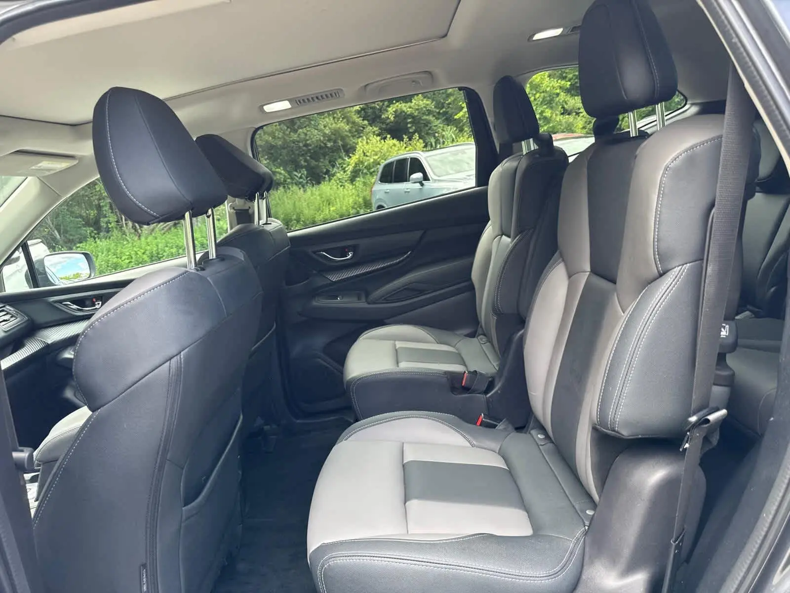 2022 Subaru Ascent Onyx Edition photo 29