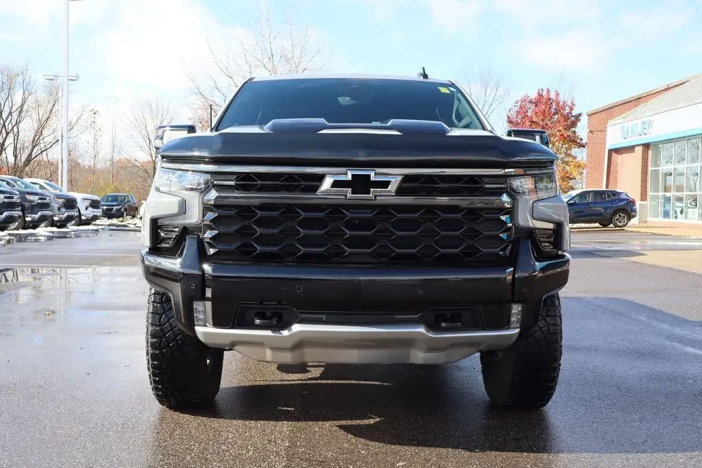 2025 Chevrolet Silverado 1500 ZR2 photo 4