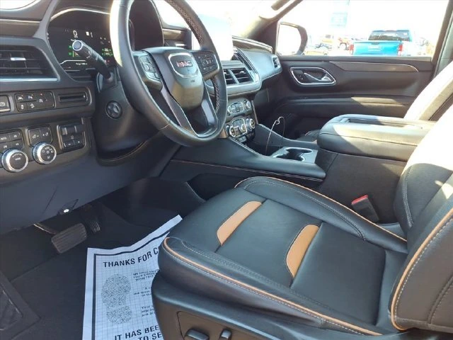 2023 GMC Yukon AT4 - Photo 14