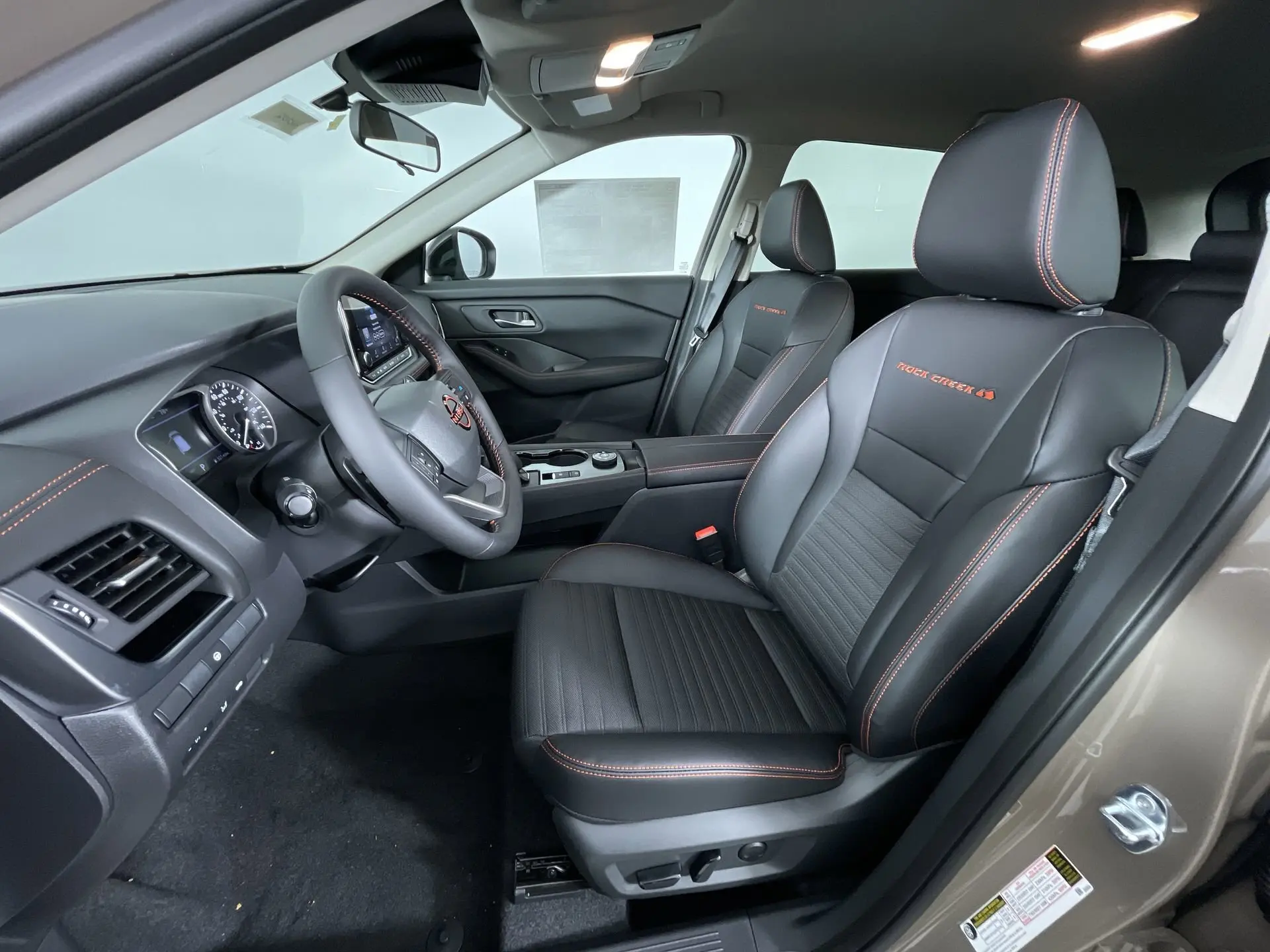 2026 Nissan Rogue SV photo 12