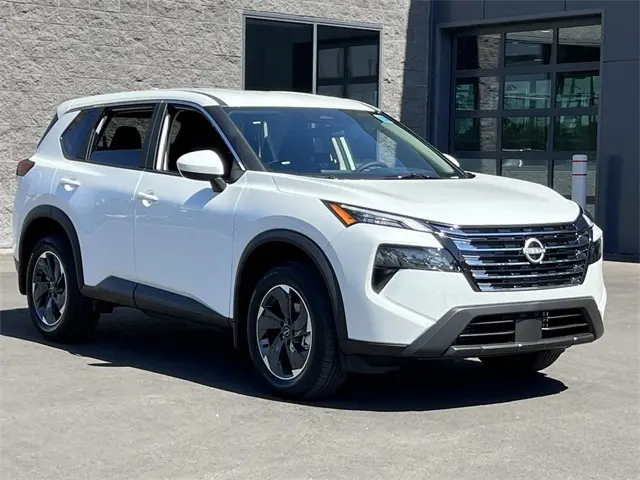 2026 Nissan Rogue SV photo 8