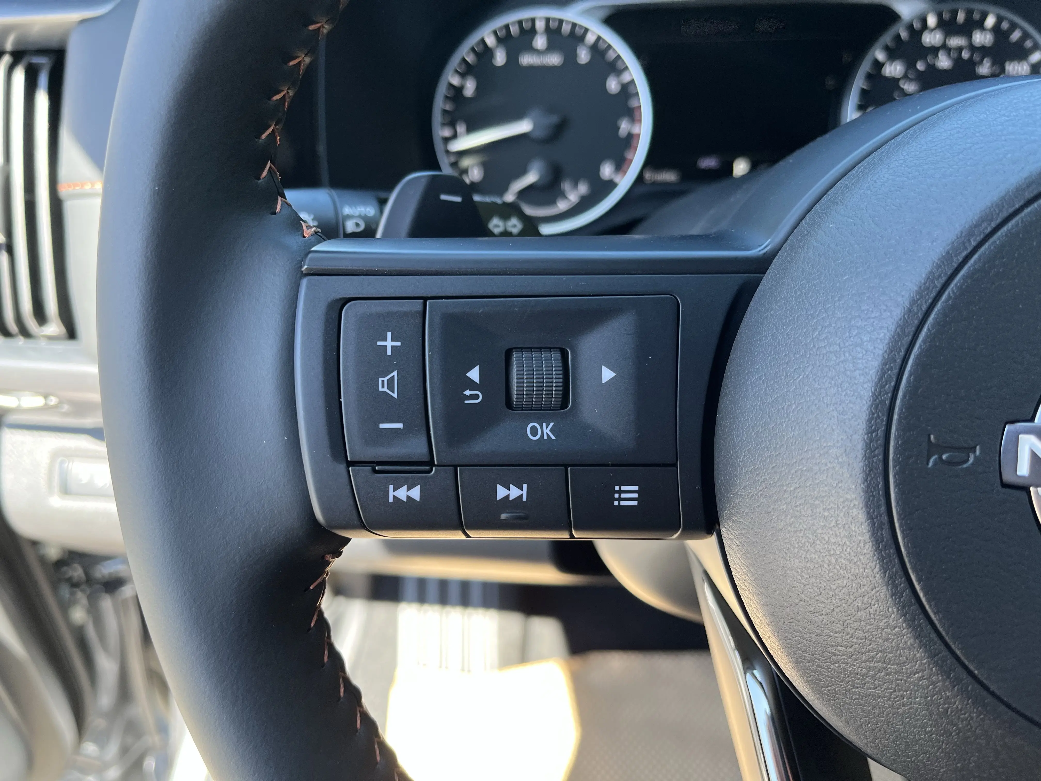 2025 Nissan Pathfinder Rock Creek photo 10