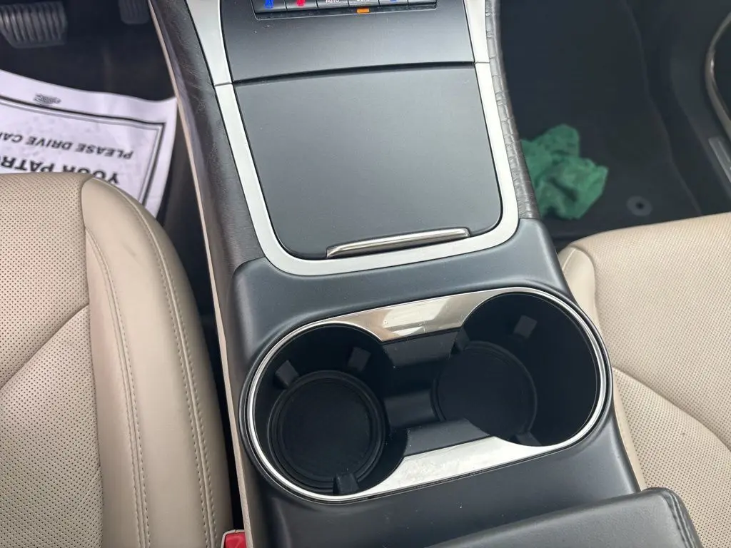2019 Lincoln Nautilus Reserve photo 26