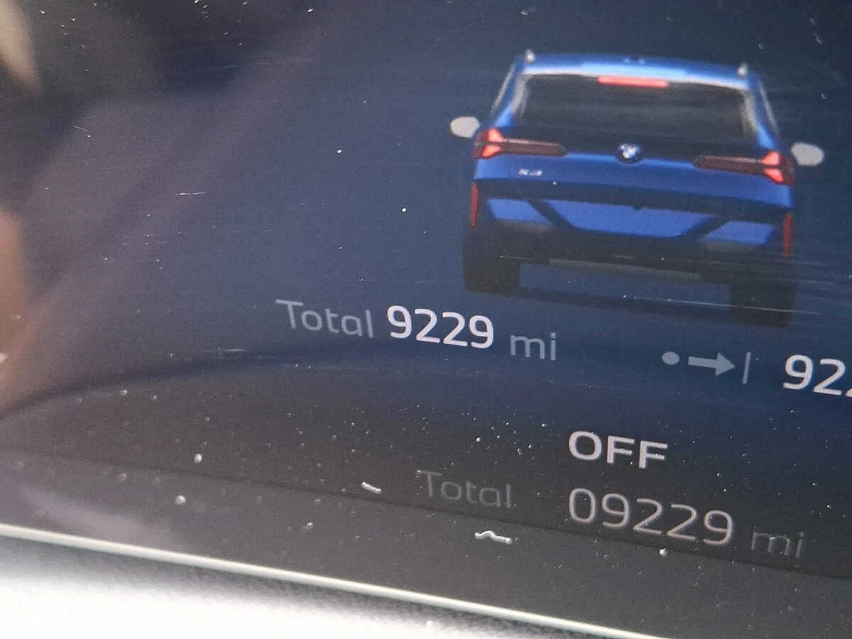 2026 BMW X3 30 - Photo 16